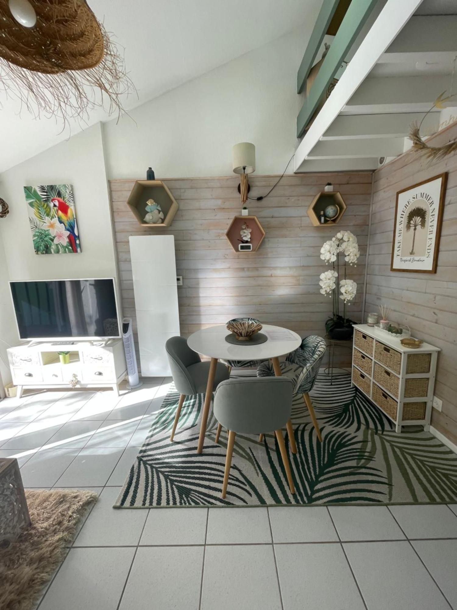 Jolie Maison Au Golf Lacanau Eksteriør bilde